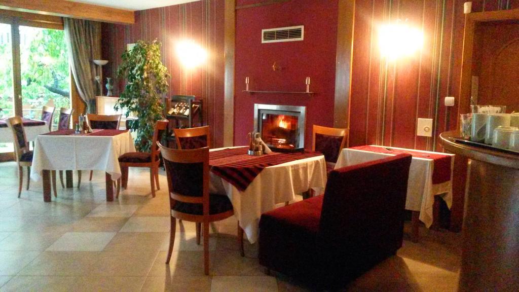 Family Hotel Sonata Самоков Экстерьер фото