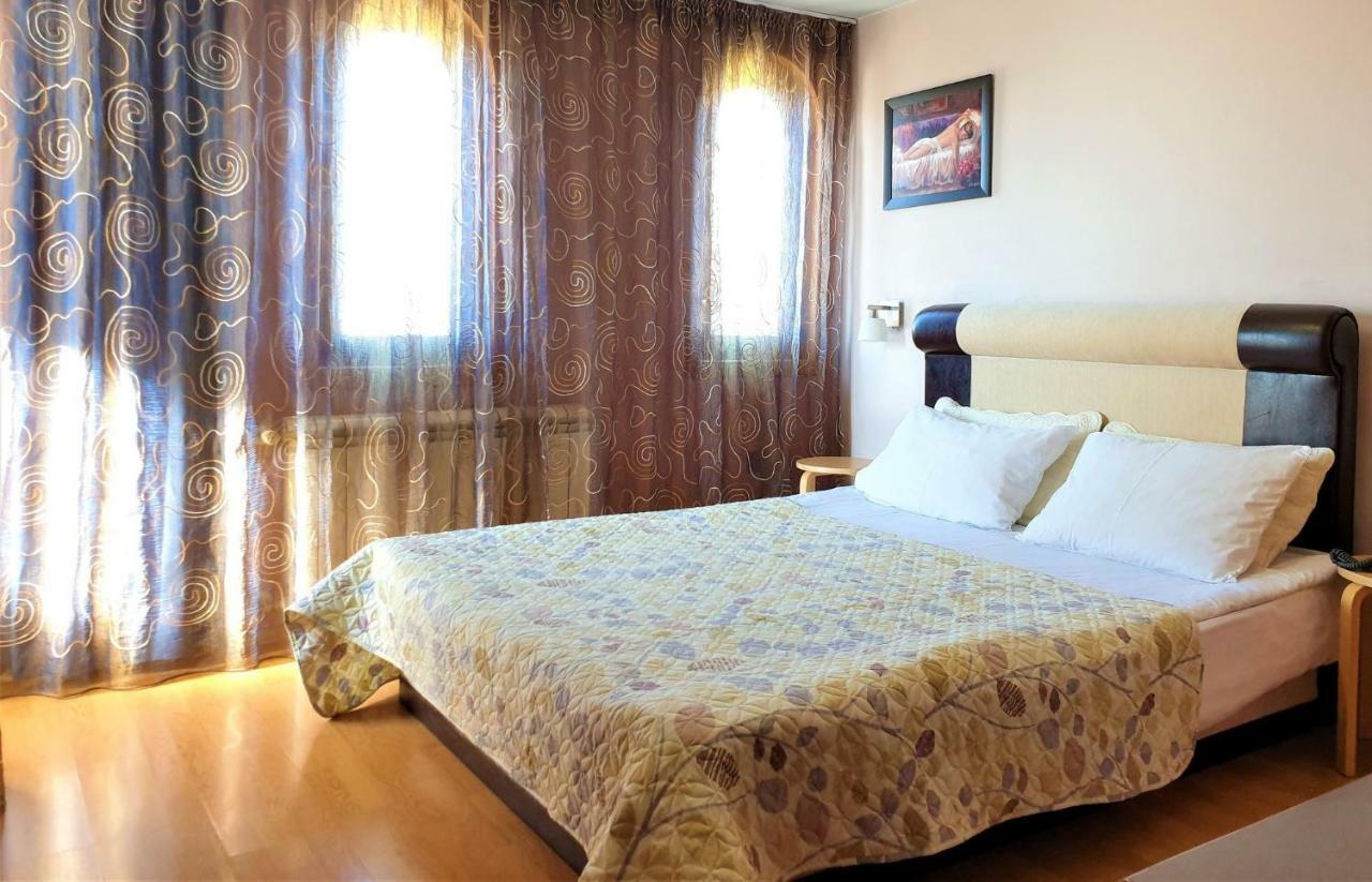 Family Hotel Sonata Самоков Экстерьер фото