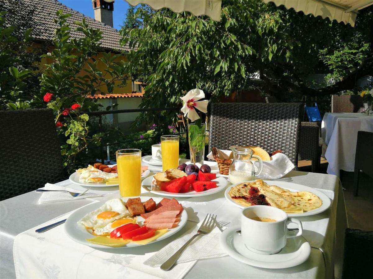 Family Hotel Sonata Самоков Экстерьер фото